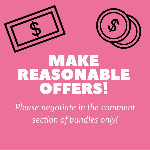 Hello! Here's more info about my closet ๐ - Picture 4 of 7